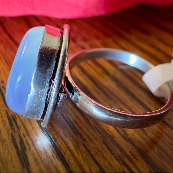 Elegant Silver Opalite Ring 8 1/2 - Picture 3 of 9